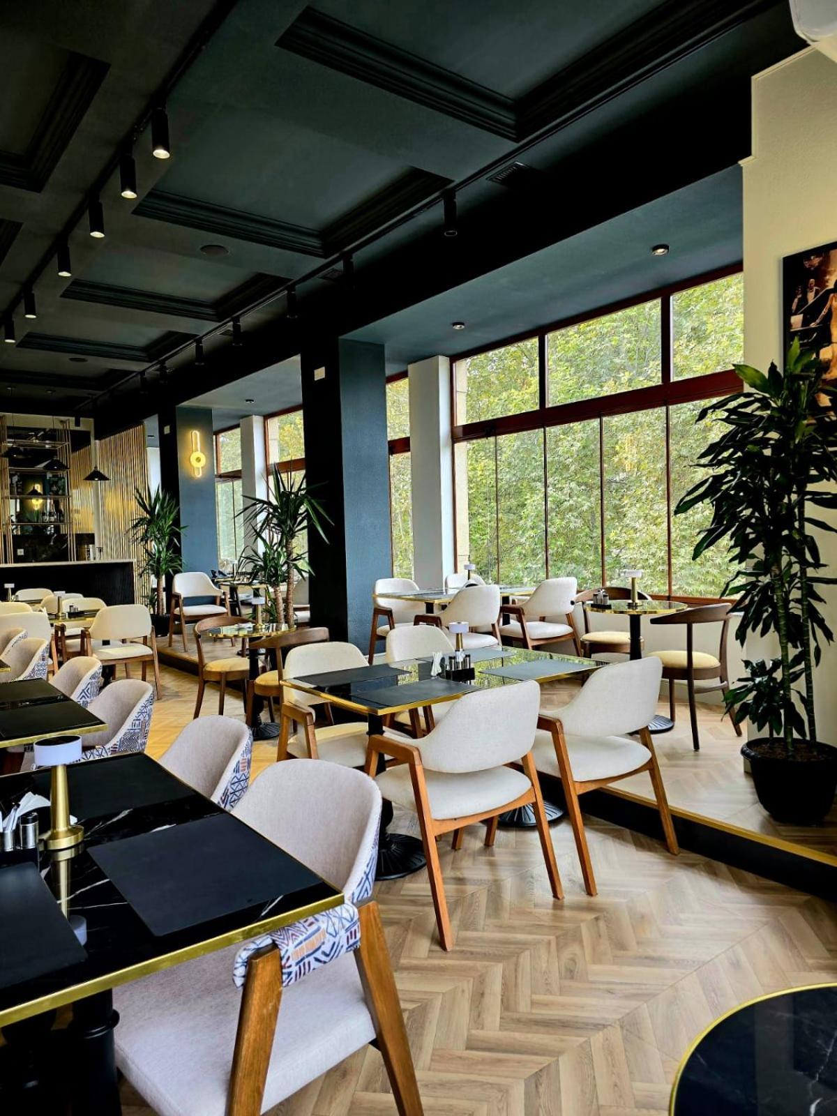 Maestro Address Hotel 4*